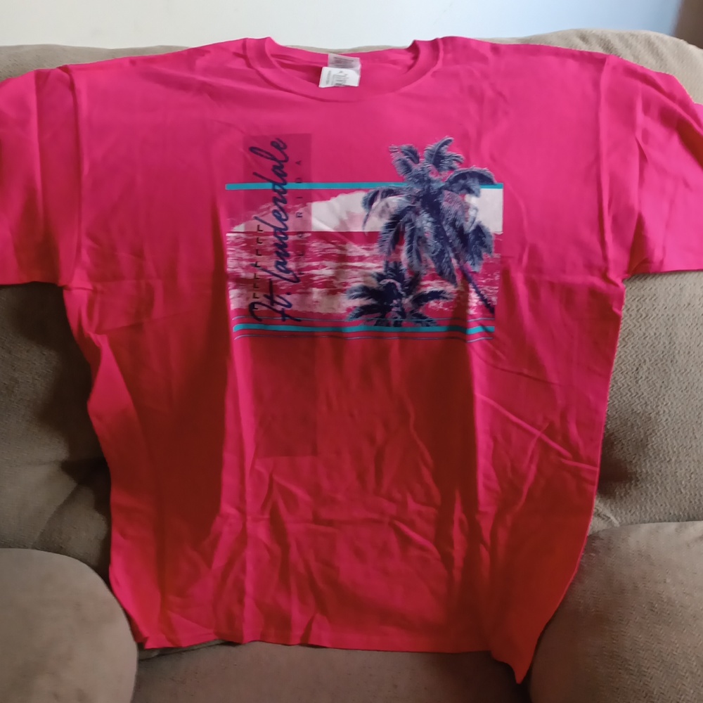 Gildan Women Pink Florida T-shirt Size L